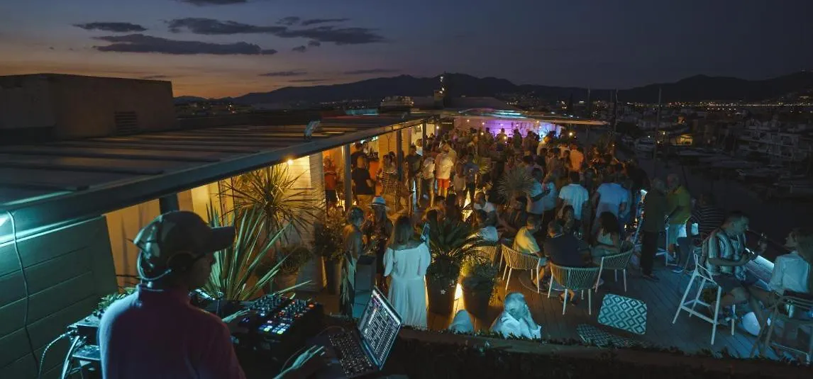 Greserva Kar-Centro, Junto A La Playa, 3 Piscinas, Wifi, Clima, Restaurantes 2024 Empuriabrava 0*,  Spain